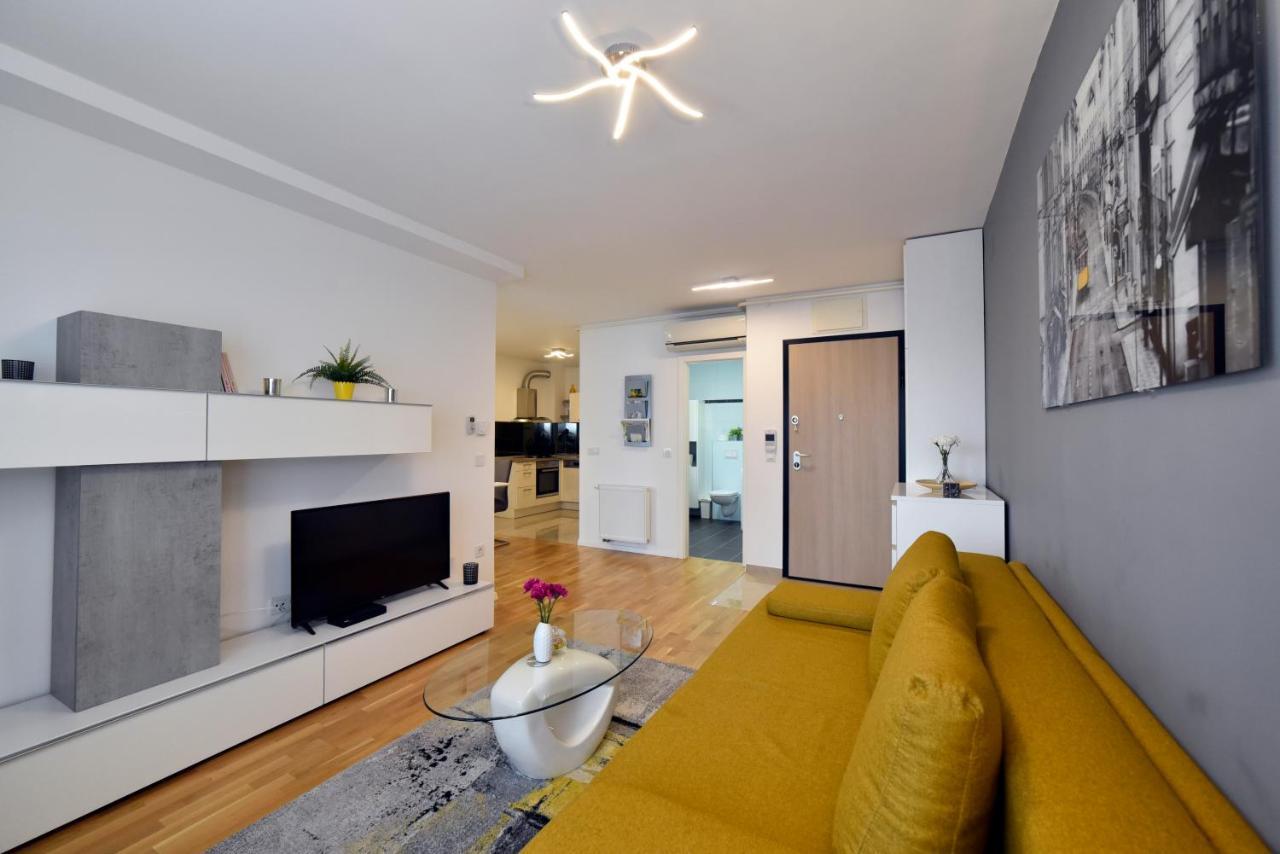 First Class Apartment, Free Parking 자그레브 외부 사진
