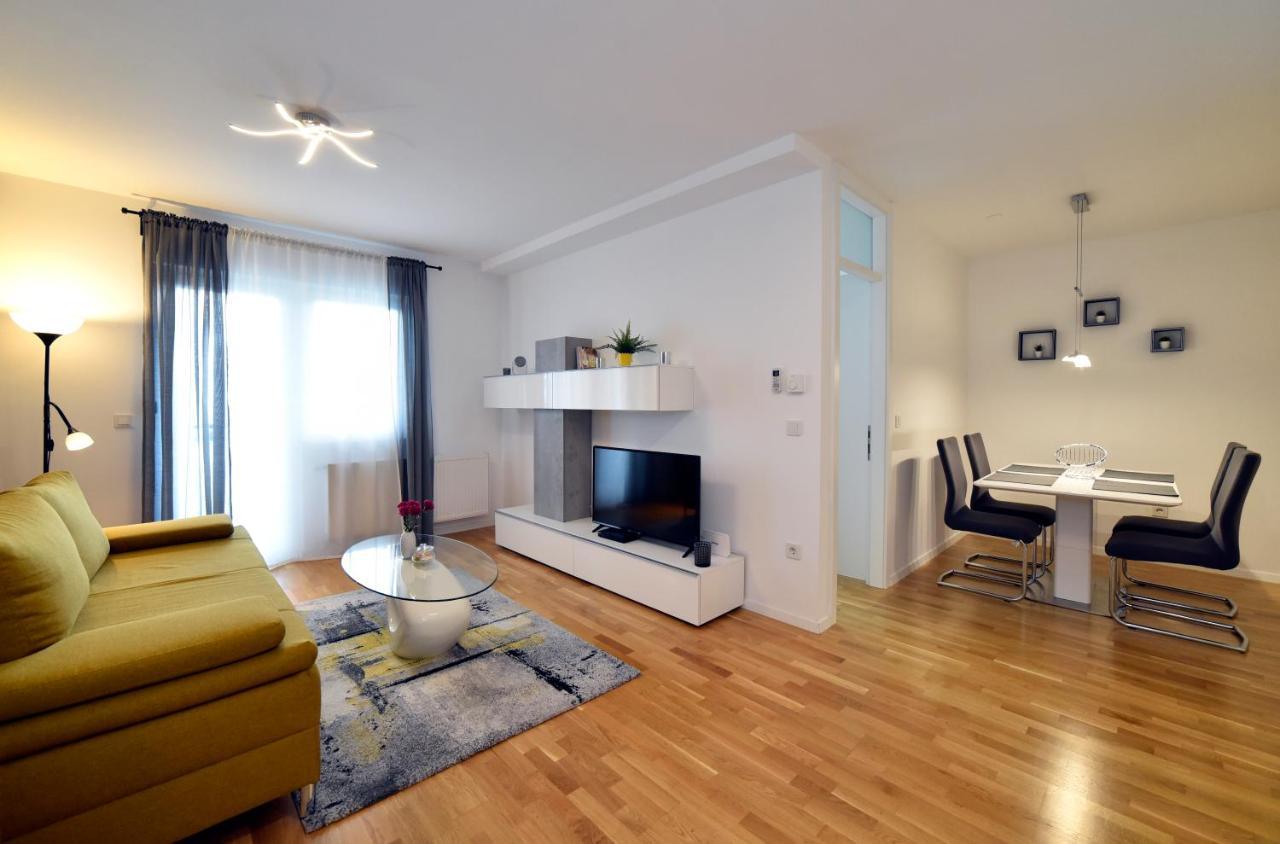 First Class Apartment, Free Parking 자그레브 외부 사진